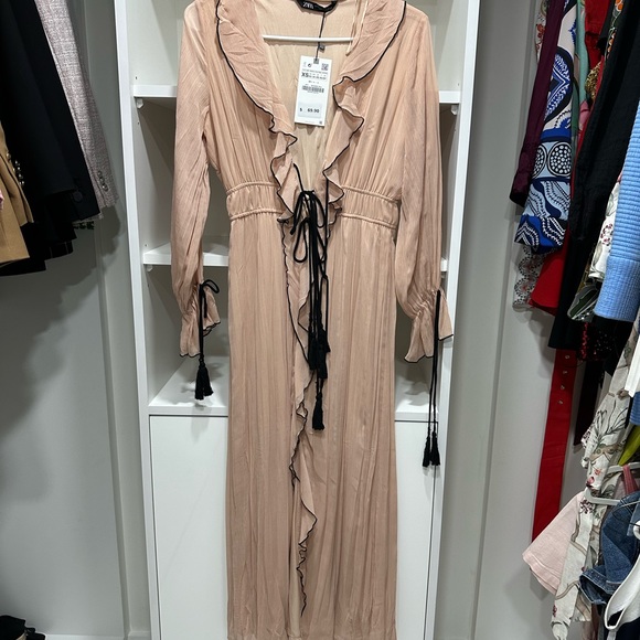 Zara RUFFLED DRESS WITH BOWS - Picture 6 of 6